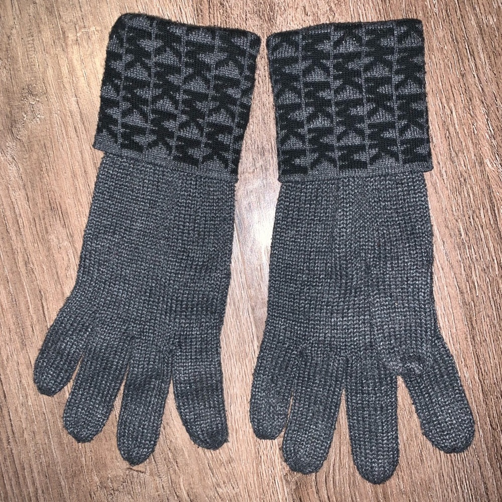 Michael Kors Gloves